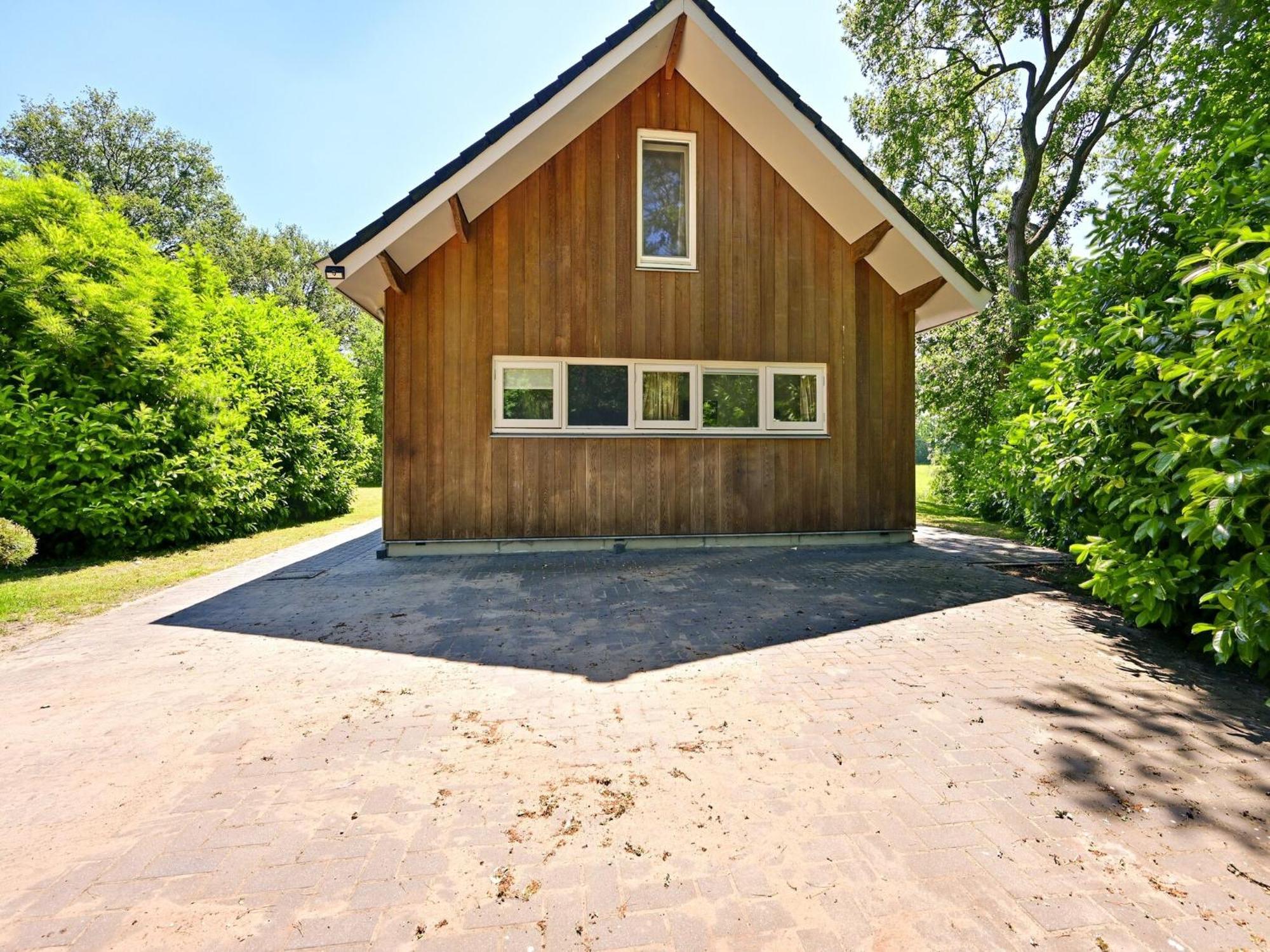 Chalet With Gorgeous View Of The Natural Surroundings Weerselo Ngoại thất bức ảnh