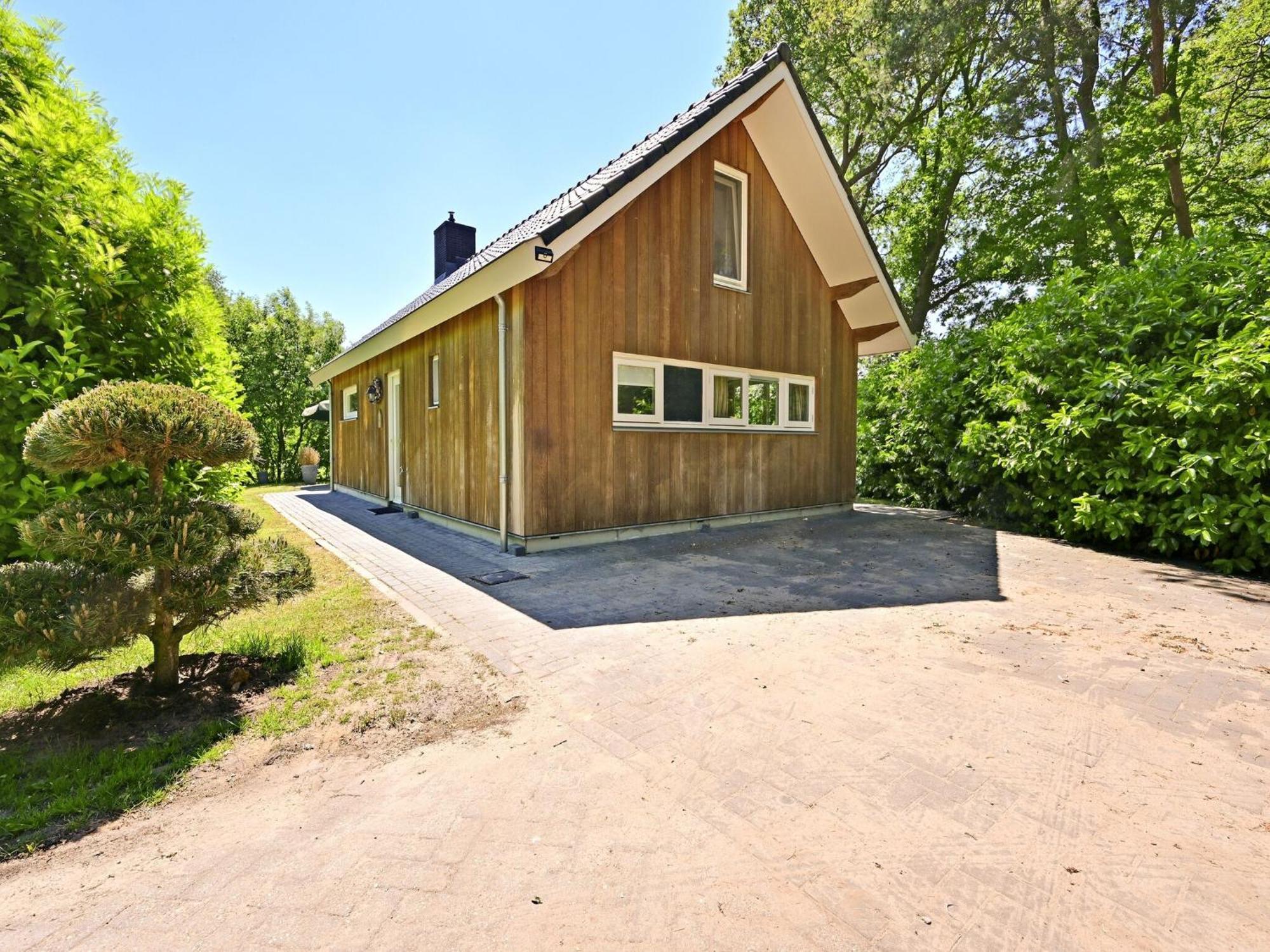 Chalet With Gorgeous View Of The Natural Surroundings Weerselo Ngoại thất bức ảnh